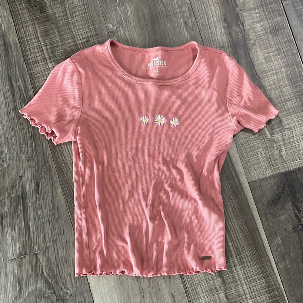 Hollister Pink Daisy T-Shirt